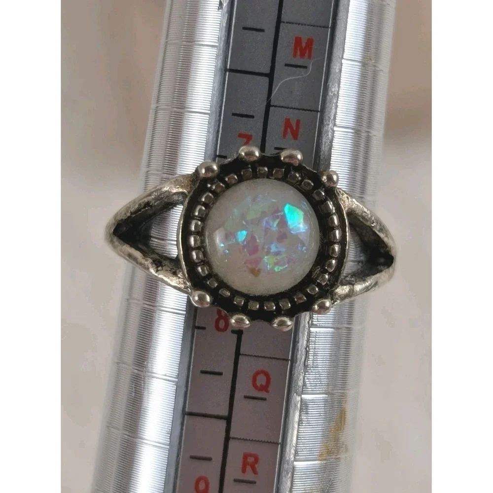 Vintage Silver Tone Ring Synthetic Opal Cabochon Boho‎ Beaded Halo Size 7